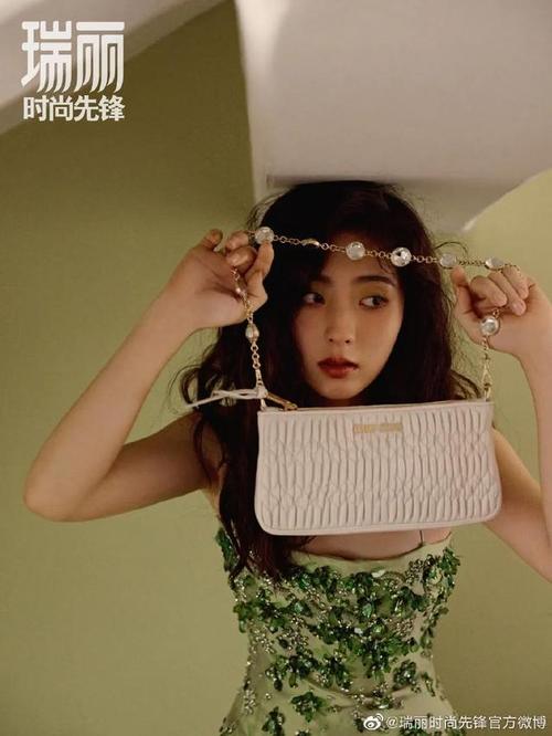 啪啪啪扣逼