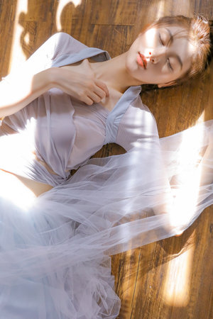 骚妇撸鸡吧