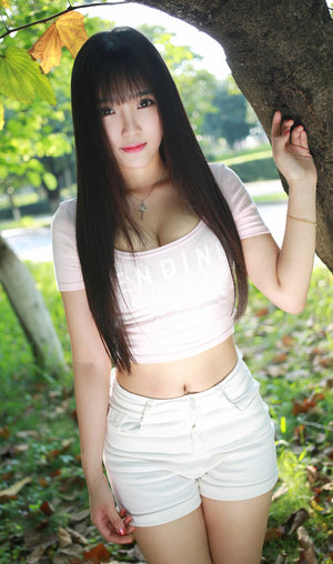 美女明星兽交黄色视频